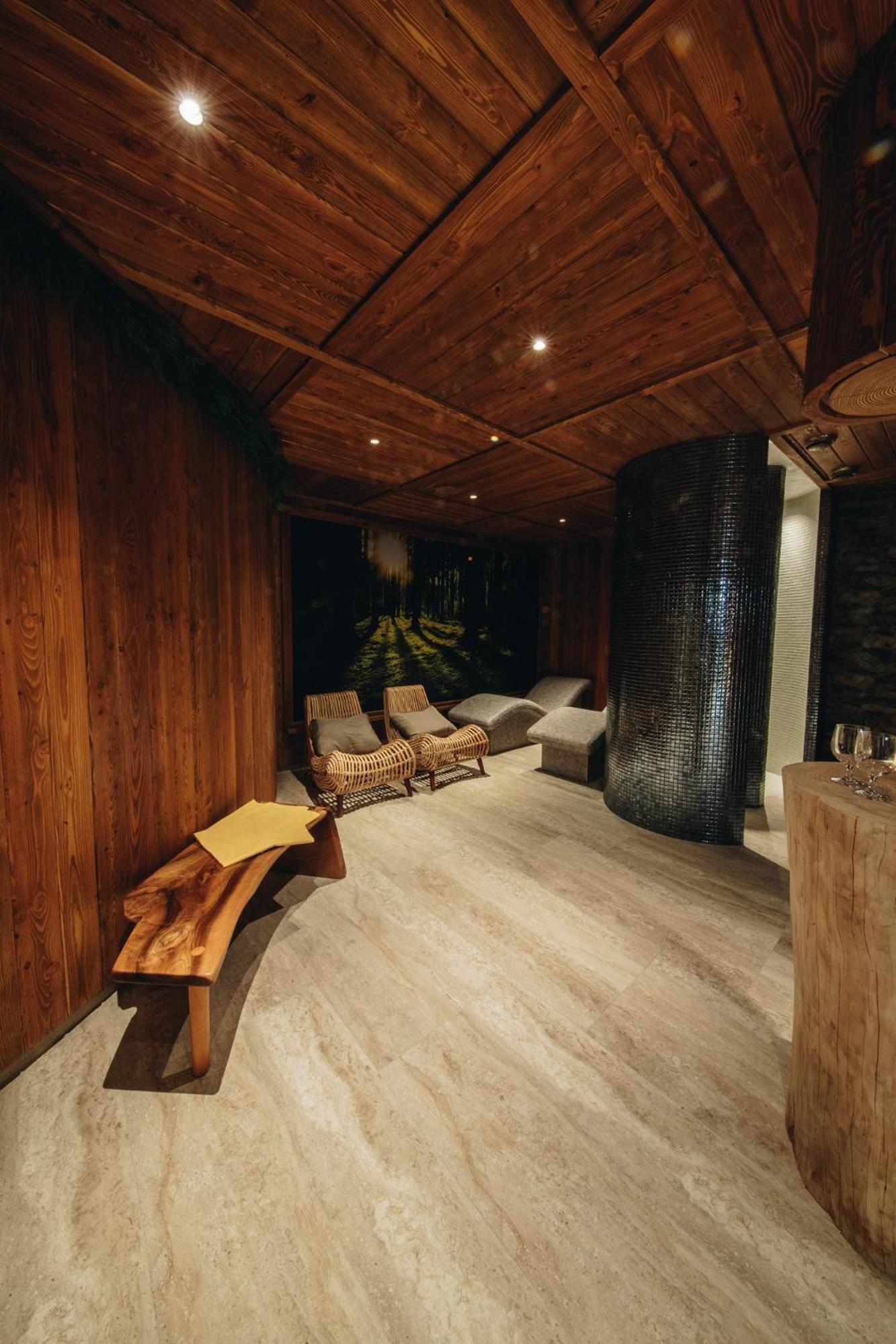 Wellness Penzion Zora Family Tatranska Lomnica Bagian luar foto